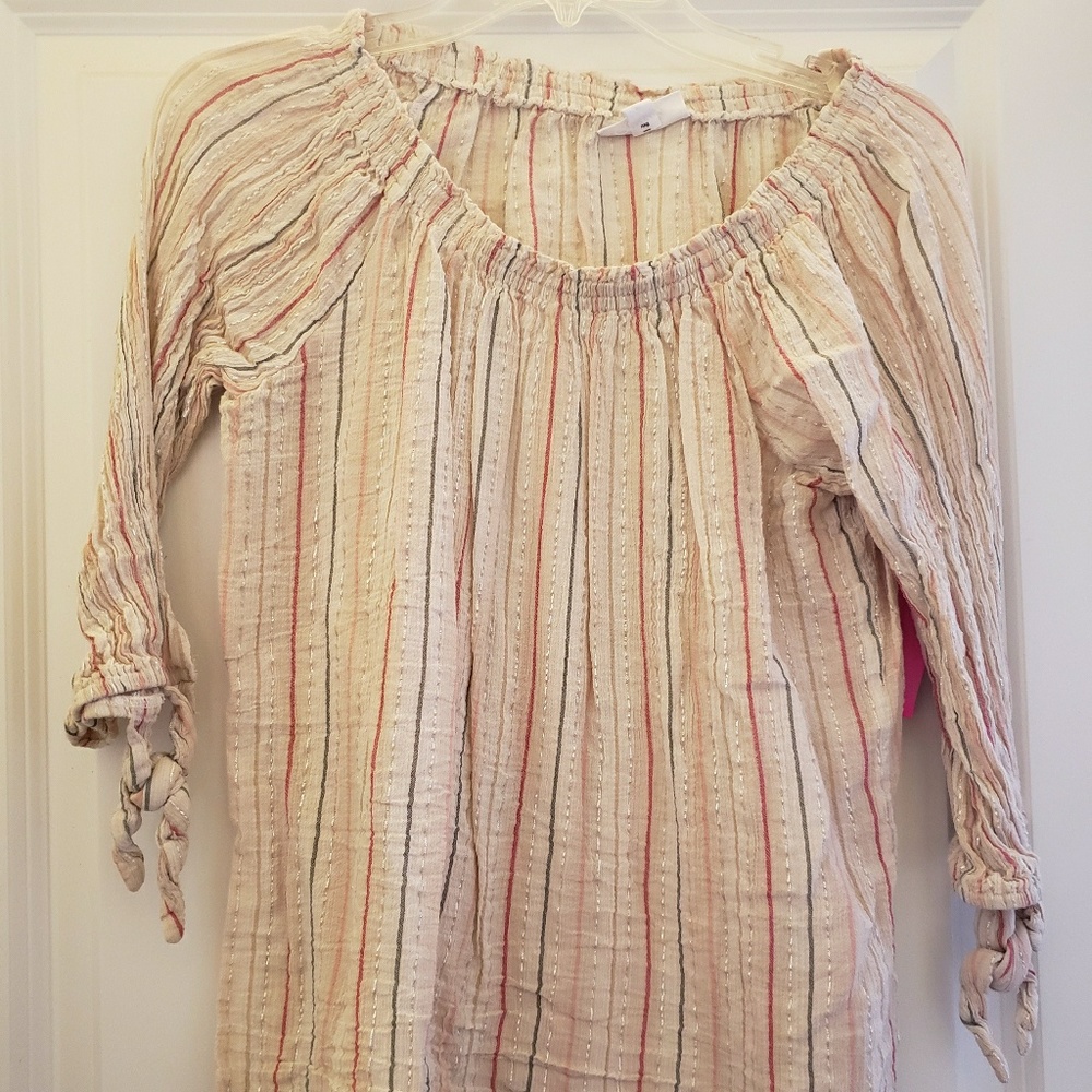 Womens bundle of long sleeve blouses. Large